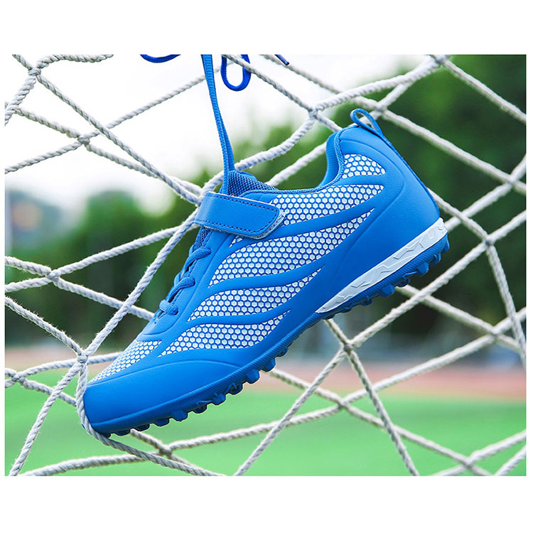 China OEM  ODM Service  Microfiber Leather Waterproof Outdoor Turf Soccer Shoes For Boys Girls