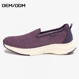 Comfortable and breathable knitted slip on flat causal men shoes sports sneakers