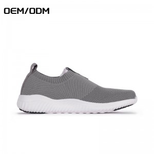 OEM/ODM China Fashion Flyknit Upper Sport Shoes PVC Sole Running Shoes